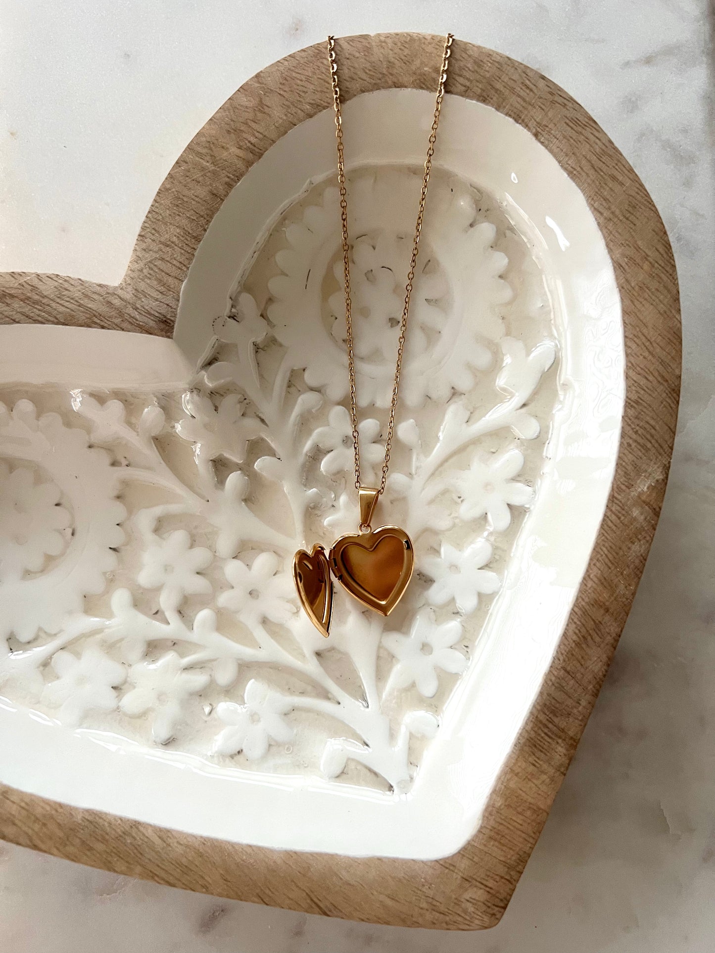 pearly heart locket
